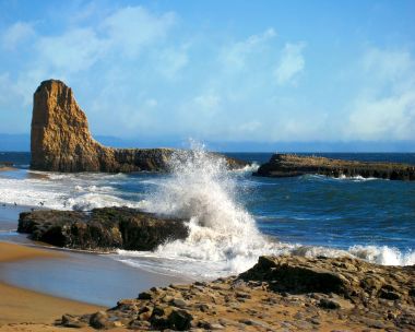 BEACH PARTY Secluded